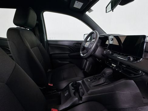 Used 2023 Chevrolet Colorado W/T image 28