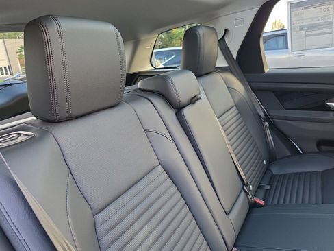 New 2025 Land Rover Discovery Sport S image 18