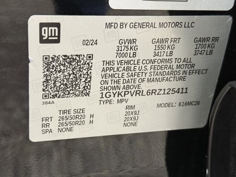 Used 2024 Cadillac Lyriq Sport w/ LPO, Floor Liner Package image 31