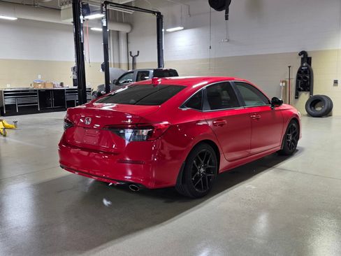 Used 2024 Honda Civic Sport image 7