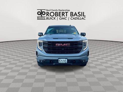 Used 2024 GMC Sierra 1500 Elevation w/ Elevation Premium Package AWD/4WD image 3