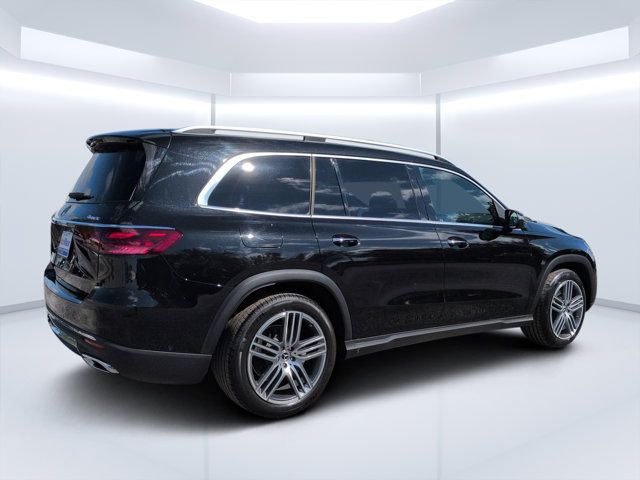 Used 2025 Mercedes-Benz GLS 450 4MATIC image 3