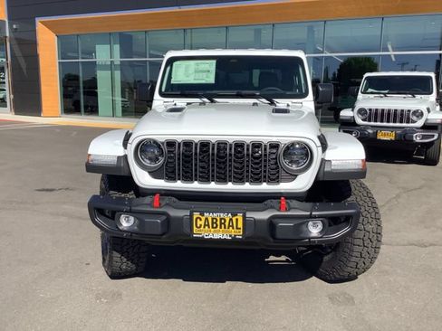 New 2026 Jeep Gladiator Rubicon AWD/4WD image 3