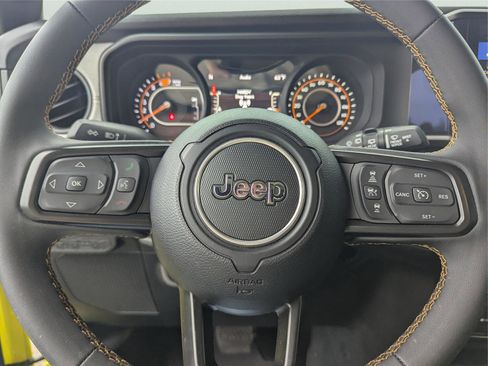 Used 2024 Jeep Wrangler Sport S image 27