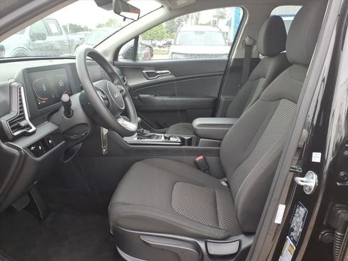 Used 2024 Kia Sportage LX AWD/4WD image 19