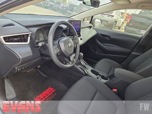 Used 2023 Toyota Corolla LE image 18