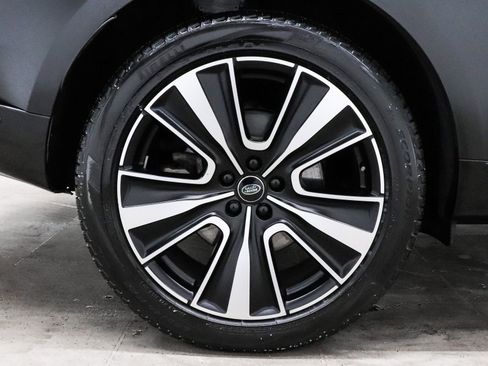 Used 2023 Land Rover Range Rover SE image 10