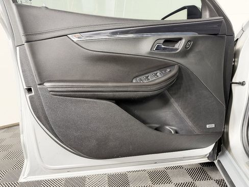 Used 2018 Chevrolet Impala Premier image 26