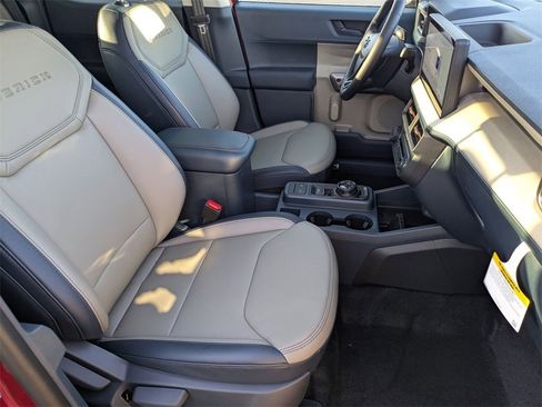 New 2026 Ford Maverick Lariat w/ 4K Tow Package image 21