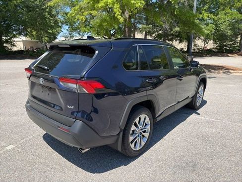 Used 2025 Toyota RAV4 XLE Premium FWD image 5