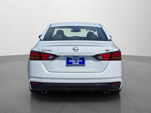 Used 2024 Nissan Altima 2.5 SR FWD image 5