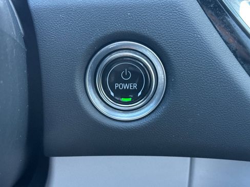 Certified 2025 Cadillac Lyriq Luxury image 32