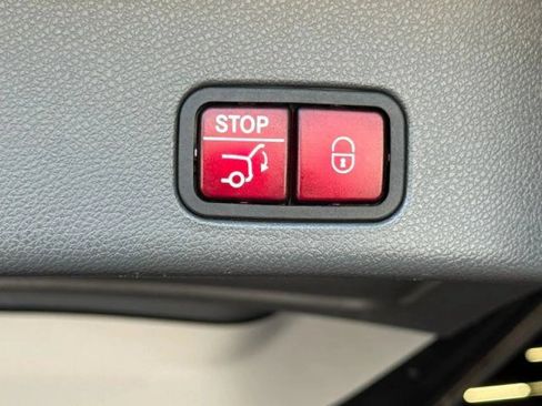 Used 2013 Mercedes-Benz GL 320 BlueTEC 4MATIC image 32