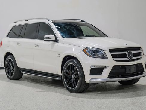 Used 2016 Mercedes-Benz GL 63 AMG 4MATIC image 4