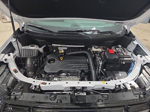 New 2026 GMC Terrain AT4 w/ LPO, Floor Liner Package image 33