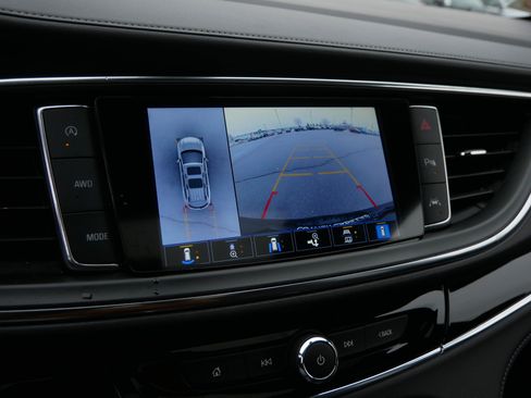 Used 2023 Buick Enclave Avenir w/ Avenir Technology Package image 35