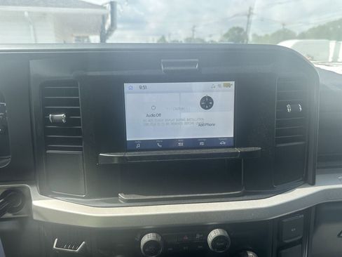 New 2025 Ford F550 4x4 Regular Cab Super Duty image 14