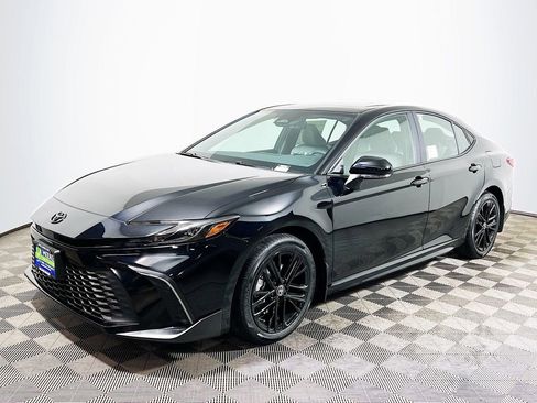 Certified 2025 Toyota Camry SE w/ Multimedia Upgrade Package AWD/4WD image 4