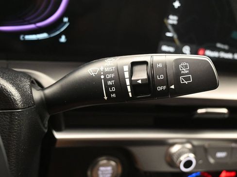 Used 2025 Kia Telluride S FWD image 18