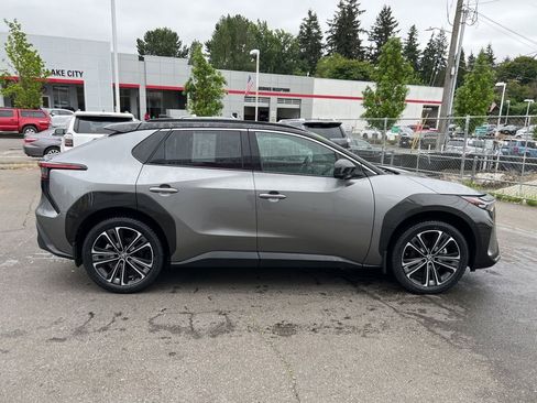 Used 2024 Toyota bZ4X AWD w/ Weather Package image 3
