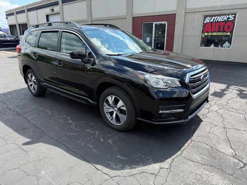 Used 2019 Subaru Ascent Premium w/ Popular Package #2 AWD/4WD image 1