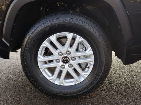 Used 2023 Toyota Tundra SR5 image 40