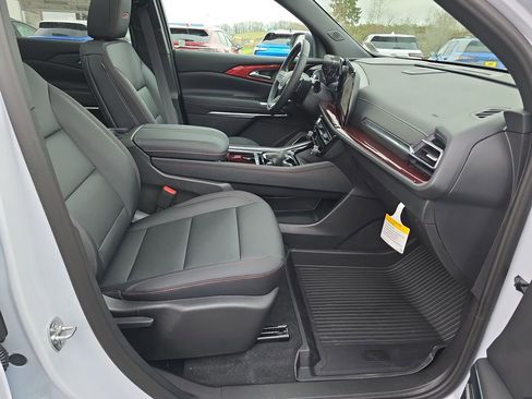 New 2026 Chevrolet Traverse Z71 w/ Enhanced Driving Package image 34