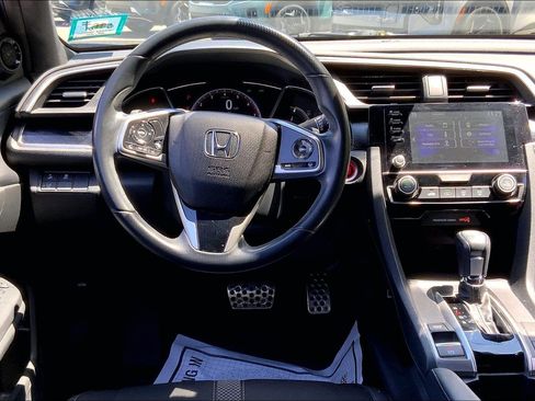 Used 2020 Honda Civic Sport image 8