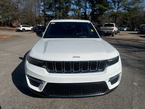 Used 2025 Jeep Grand Cherokee Limited w/ MOPAR Finishing Package image 8