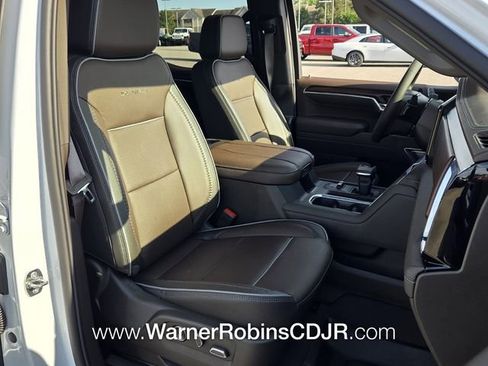 Used 2026 GMC Sierra 1500 Denali AWD/4WD image 17