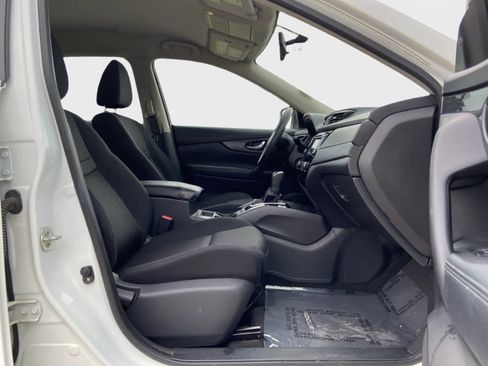 Used 2018 Nissan Rogue S AWD/4WD image 14