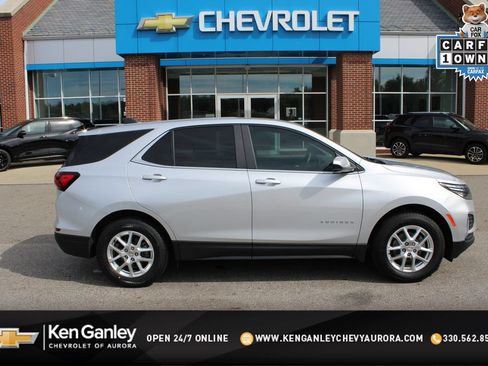 Certified 2022 Chevrolet Equinox LT AWD/4WD image 1
