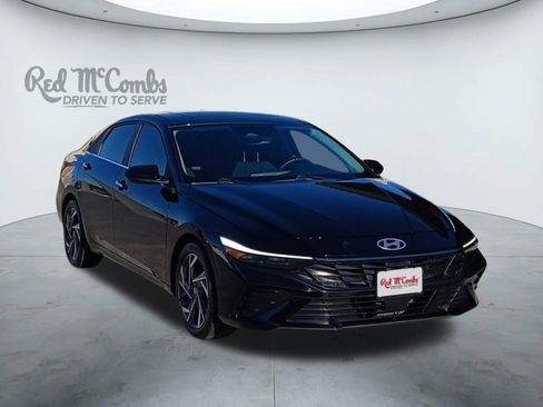 Certified 2024 Hyundai Elantra SEL w/ Convenience Package image 7