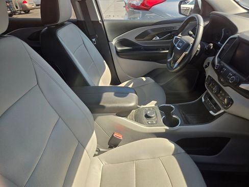 Used 2022 GMC Terrain SLT w/ LPO, Floor Liner Package AWD/4WD image 4