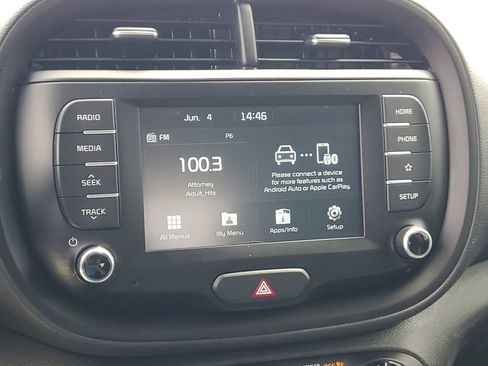Used 2020 Kia Soul LX FWD image 21