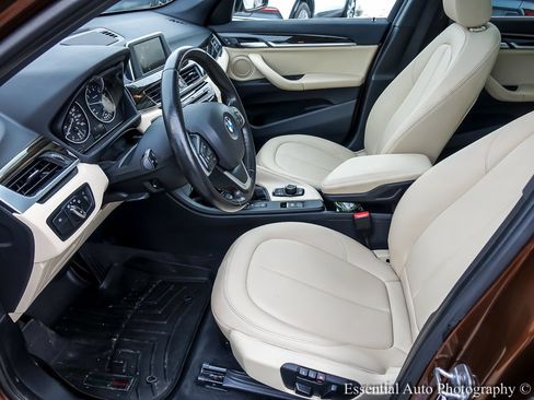 Used 2017 BMW X1 xDrive28i image 9