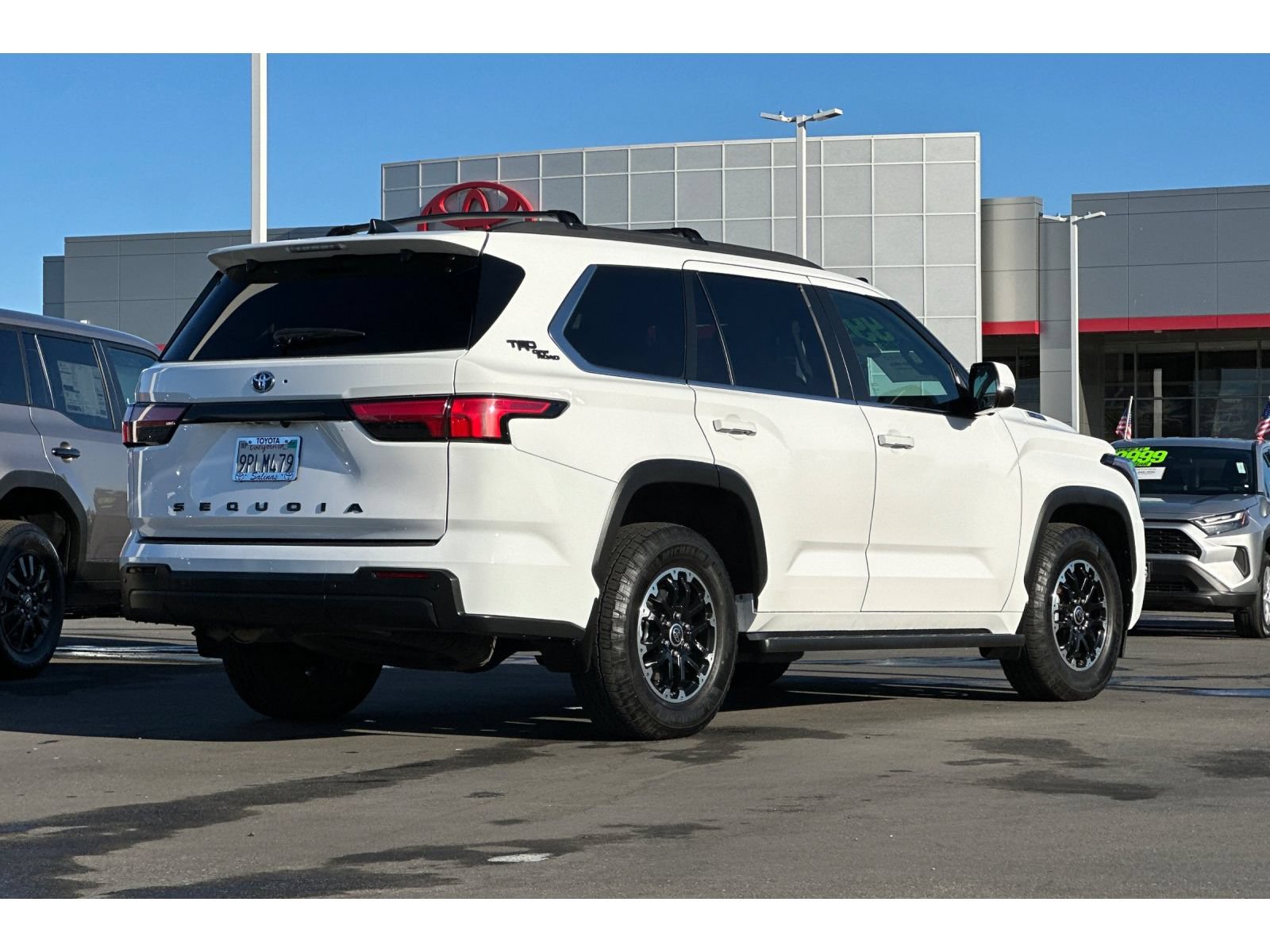 Used 2024 Toyota Sequoia SR5 w/ TRD Off-Road Package AWD/4WD image 4