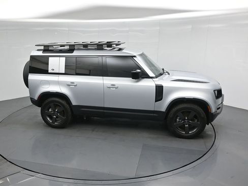 Used 2024 Land Rover Defender 110 S AWD/4WD image 38