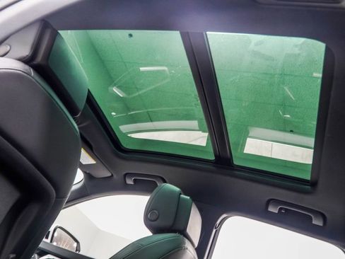 Used 2025 Audi Q3 2.0T Premium AWD/4WD image 43