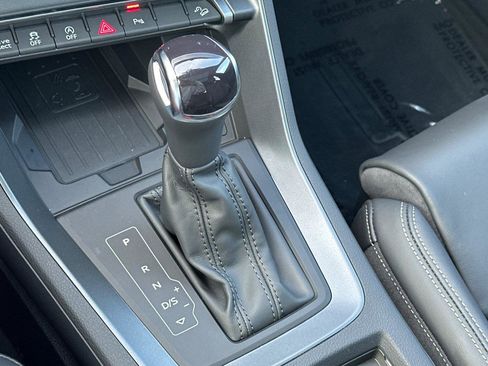 Used 2025 Audi Q3 2.0T Premium w/ Convenience Package image 20