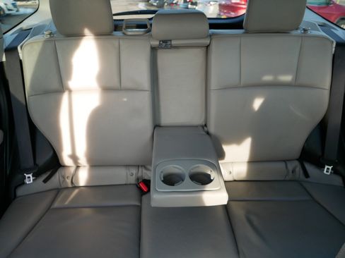 Used 2015 Subaru Forester 2.5i Limited image 13