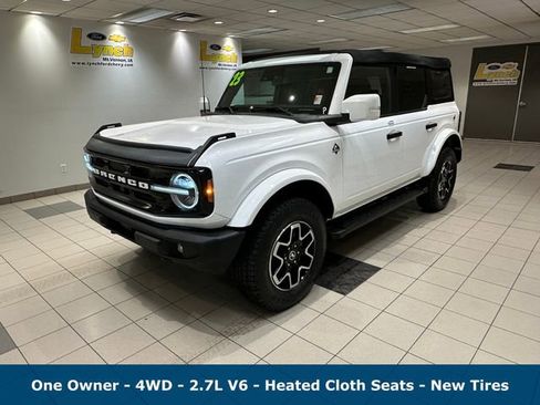 Used 2023 Ford Bronco Outer Banks AWD/4WD image 2
