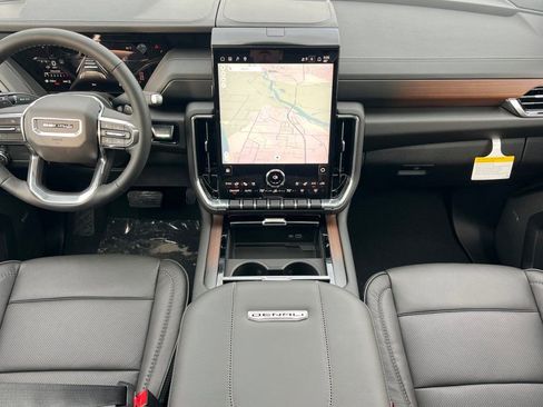 New 2026 GMC Yukon XL Denali w/ Sun & Power Step Package AWD/4WD image 10