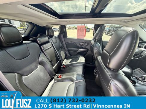 Used 2019 Jeep Cherokee Limited AWD/4WD image 20