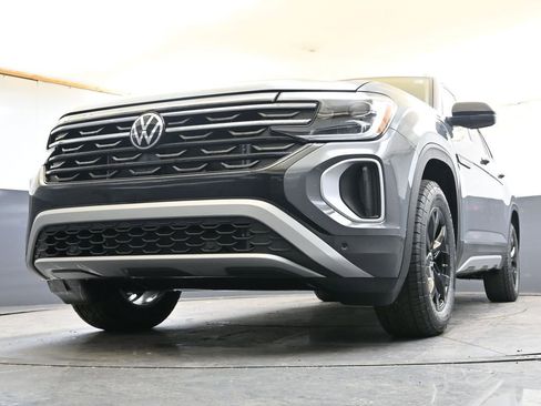 New 2026 Volkswagen Atlas Peak Edition AWD/4WD image 41