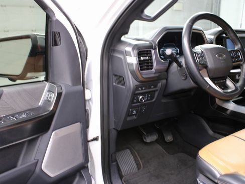 Used 2022 Ford F150 Platinum image 61