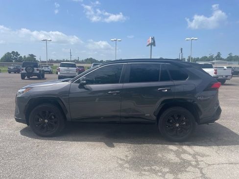 Used 2024 Toyota RAV4 XSE AWD/4WD image 5