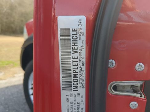 Used 2018 RAM 5500 Tradesman w/ Max Tow Package image 23