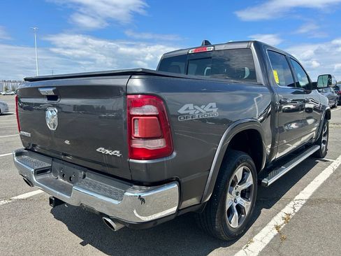 Used 2019 RAM 1500 Laramie AWD/4WD image 4