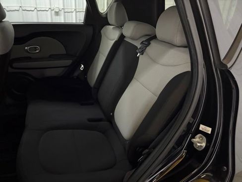 Used 2019 Kia Soul FWD image 22